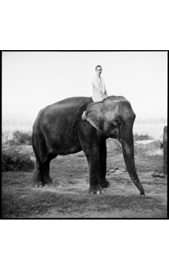 Arthur Elgort, Kate Moss, Nepal, 1993