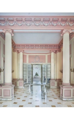 David Burdeny, Pink Room, Havana, Cuba, 2014