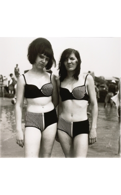 Diane Arbus, Two Girls in Matching Bathing Suits, 1971