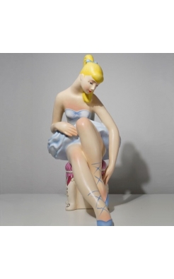 Jeff Koons, Seated Ballerina, 2015