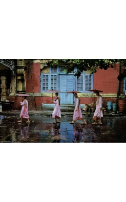 Steve McCurry, Procession of Procession of Nuns, Rangoon, 1994