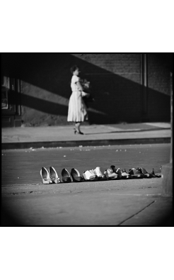 Gordon Parks, Untitled (Harlem, New York), 1952