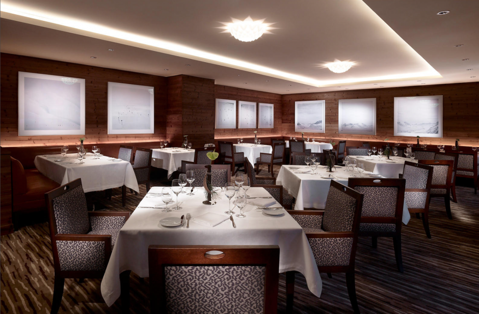 Hotel - Restaurant Interiors Hotel - Restaurant Interiors