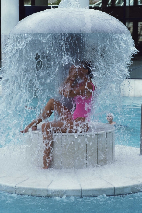 Slim Aarons, Caracalla Therme, 1990