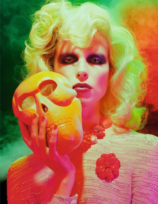 Miles Aldridge, Woman with Skull