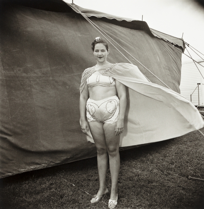 Diane Arbus, Girl in her circus costume, Md. 1970