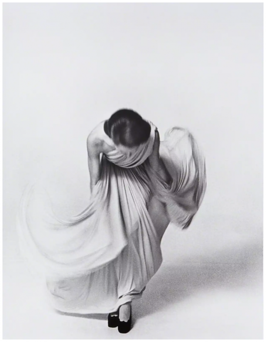 Louis Faurer, Bowing for the Vogue Collection Paris, 1972 Louis Faurer, Bowing for the Vogue Collection Paris, 1972
