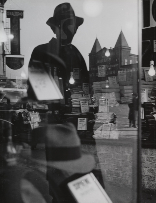 Lisette Model, Window Reflections