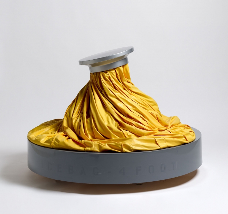 Claes Oldenburg, Ice Bag Claes Oldenburg, Ice Bag