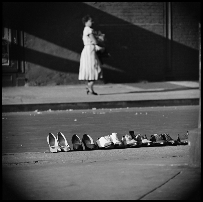 Gordon Parks, Untitled (Harlem, New York), 1952