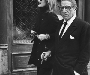 Ron Galella, Jackie Kennedy and Ari Onassis