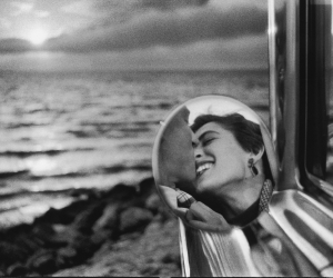 Elliott Erwitt, Santa Monica, California (California Kiss)