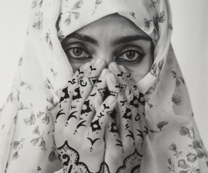 Shirin Neshat, Allah