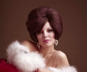 Ormond Gigli, Joan Collins Ormond Gigli, Joan Collins