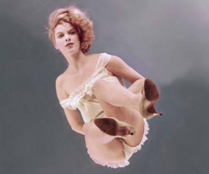 Ormond Gigli, Model Floating