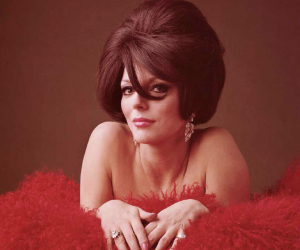 Ormond Gigli, Joan Collins Ormond Gigli, Joan Collins