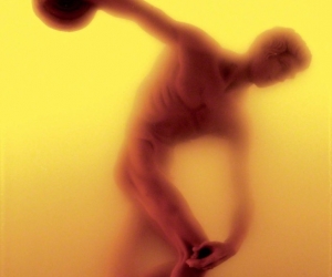 Andres Serrano, Piss Discus (sic), 1988 Andres Serrano, Piss Discus (sic), 1988