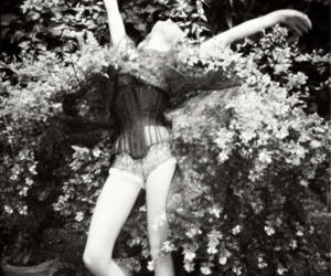 Ellen von Unwerth, Butterfly